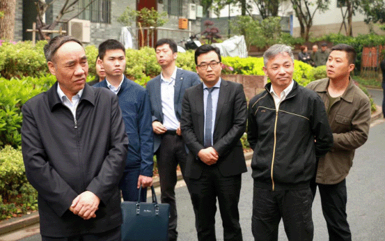 【動態(tài)新聞】全國政協(xié)副主席一行視察白沙泉并購金融街區(qū)并蒞臨天堂硅谷