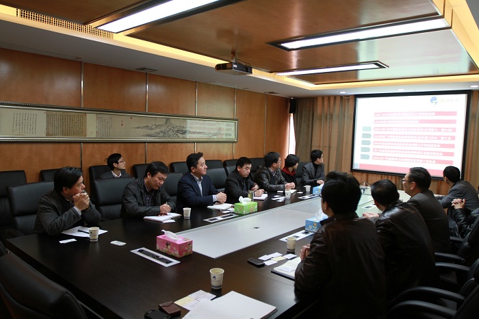 寧波市鎮(zhèn)海區(qū)魏祖民區(qū)長一行來我公司考察 寧波市鎮(zhèn)海區(qū)魏祖民區(qū)長一行來我公司考察